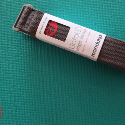 ĐAI TẬP YOGA MANDUKA UNFOLD - 244cm
